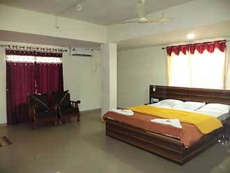 Hotel Silver Natural Farm House, Daman 3